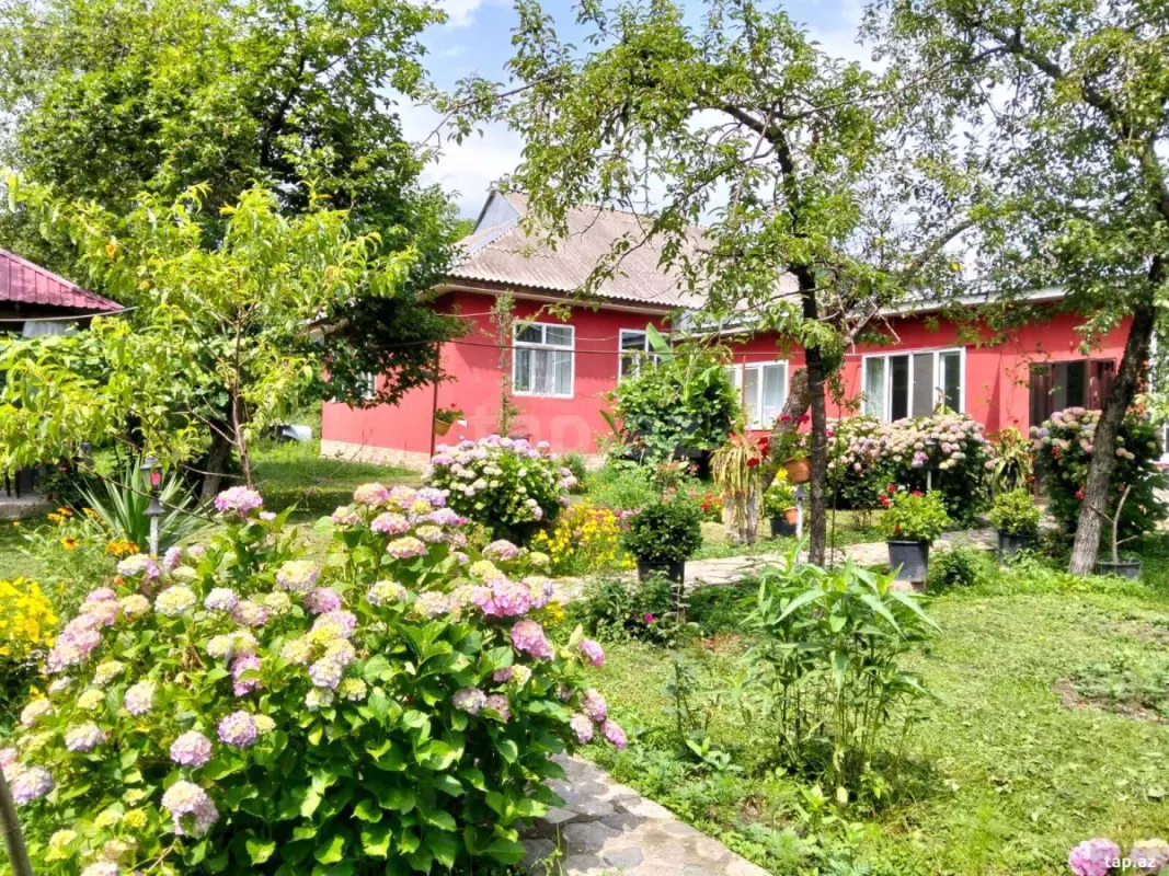 Kirayə verilir 3 otaqlı həyət evi 240 m²