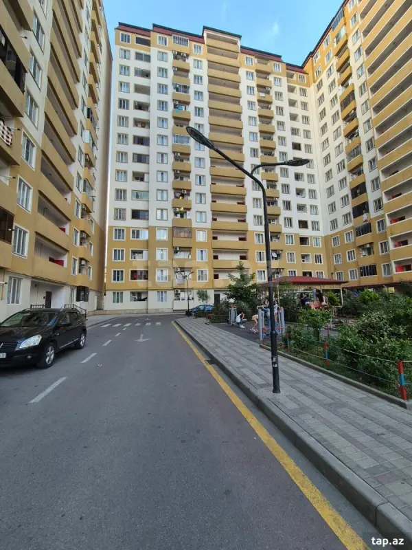 Satılır 3 otaqlı yeni tikili 60 m²