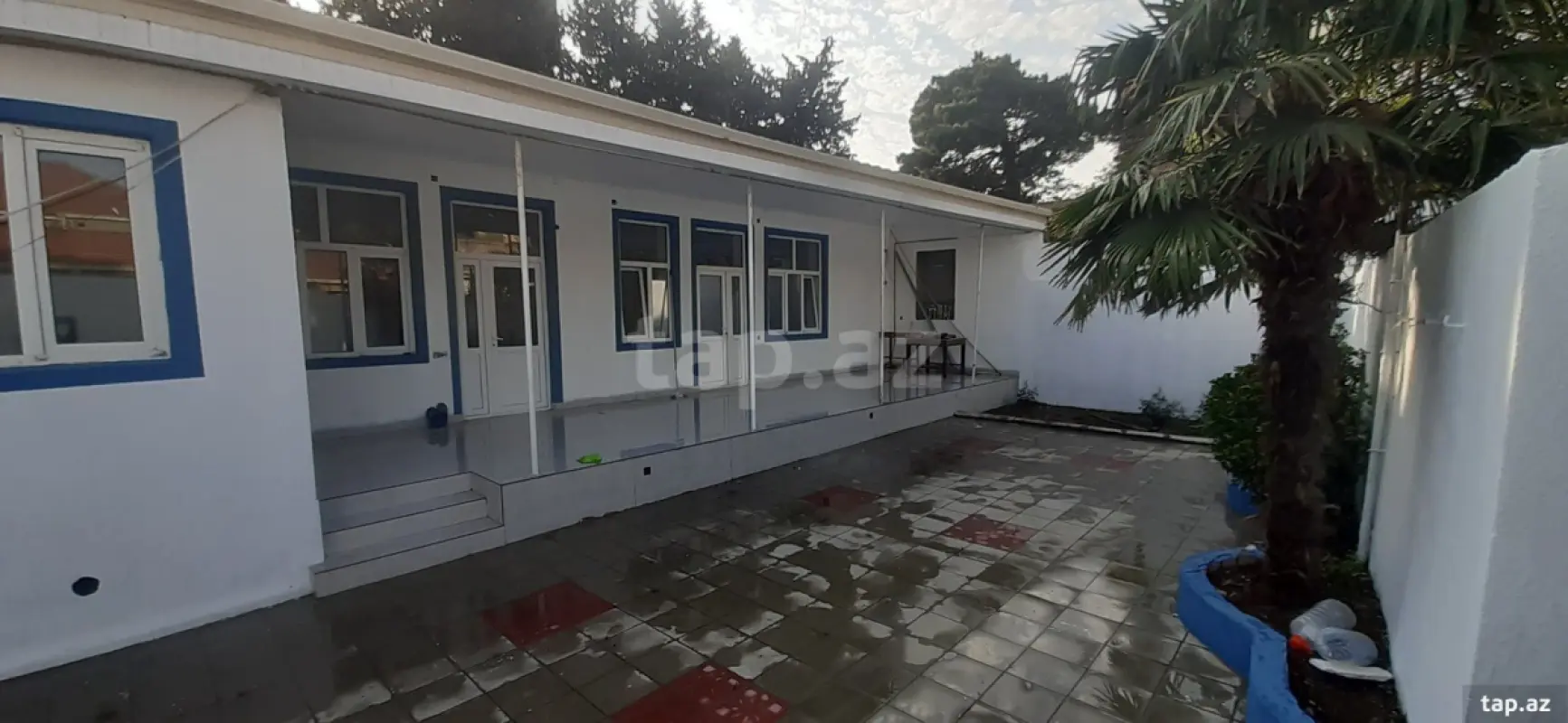Satılır 5 otaqlı həyət evi 135 m²