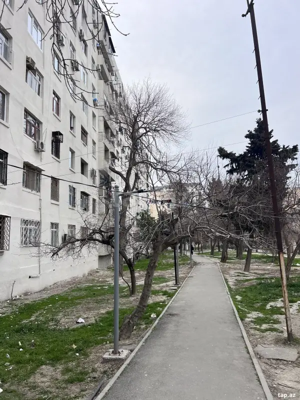 Satılır 4 otaqlı mənzil 105 m²