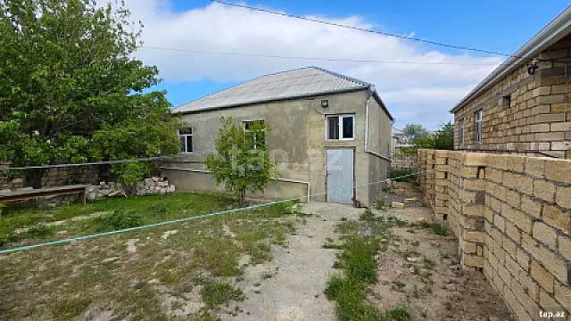 Satılır 3 otaqlı həyət evi 100 m² — Sumqayıt 3 otaq 100.00 m²
