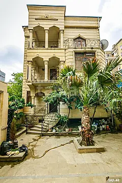 Kirayə verilir 8 otaqlı həyət evi 450 m² — Bakı 8 otaq 450.00 m²