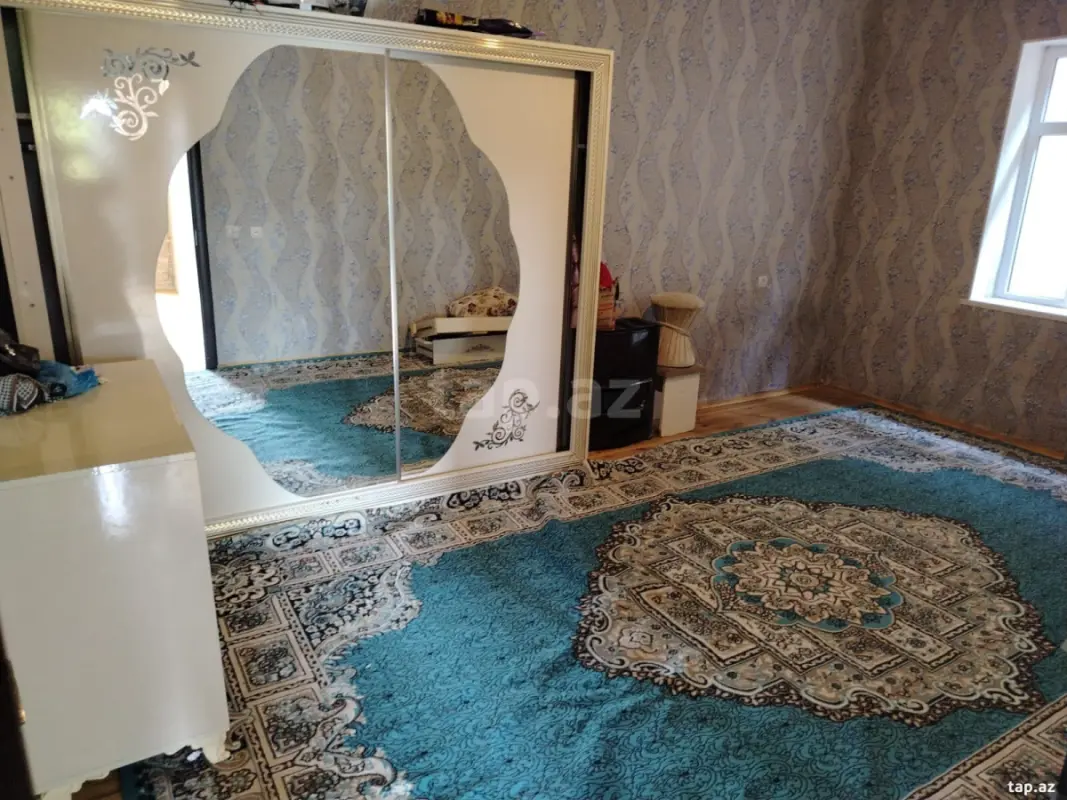Kirayə verilir 2 otaqlı həyət evi 80 m²