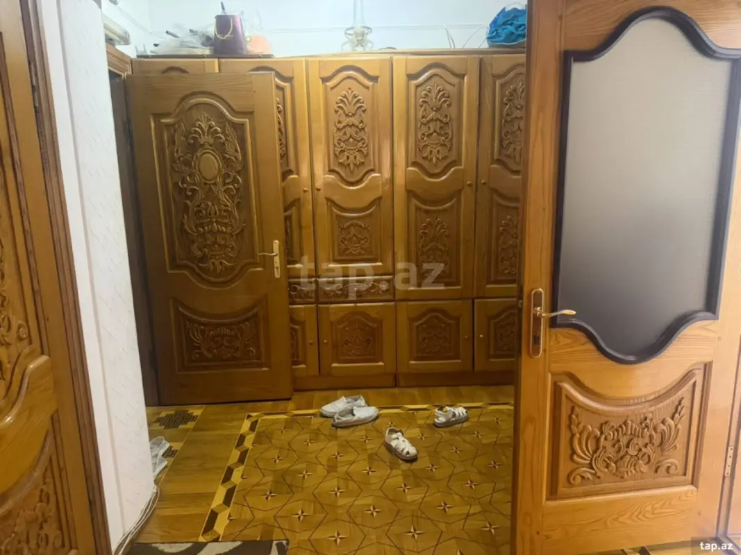 Kirayə verilir 2 otaqlı mənzil 80 m²