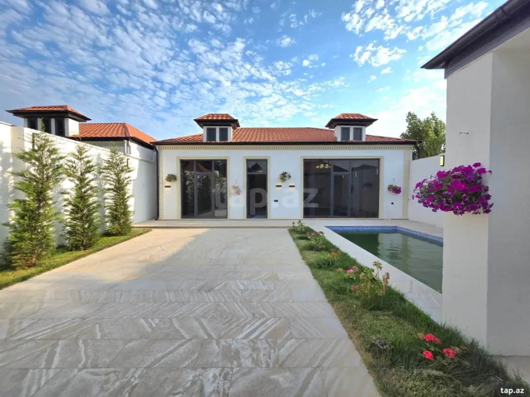 Satılır 4 otaqlı həyət evi 130 m²