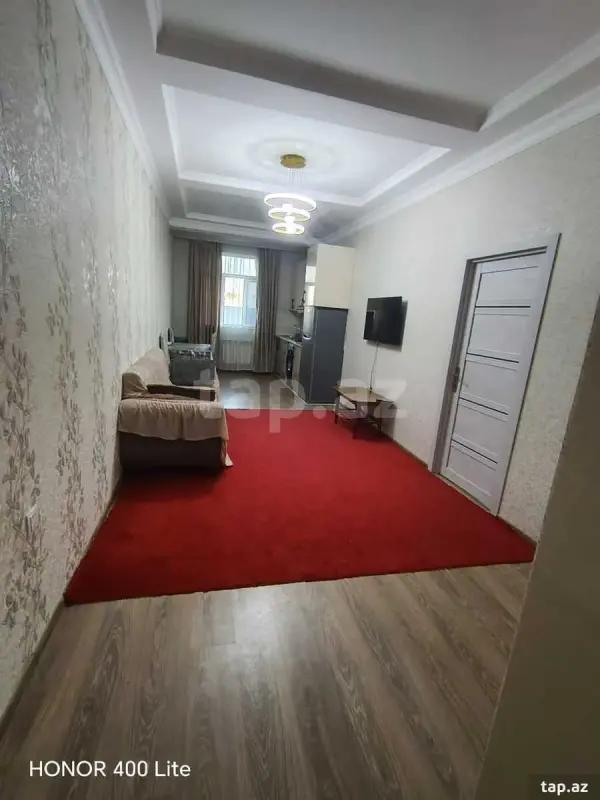 Kirayə verilir 2 otaqlı yeni tikili 55 m²