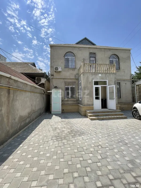 Kirayə verilir 5 otaqlı həyət evi 200 m²