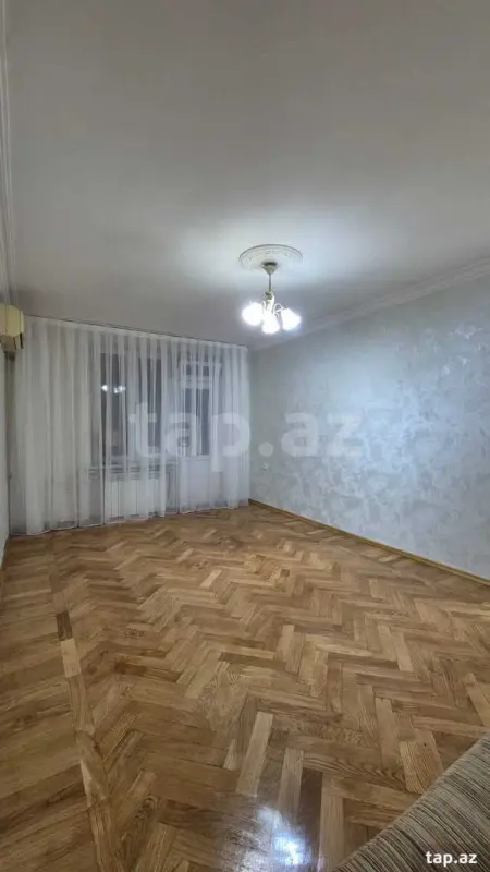 Satılır 1 otaqlı mənzil 35 m²