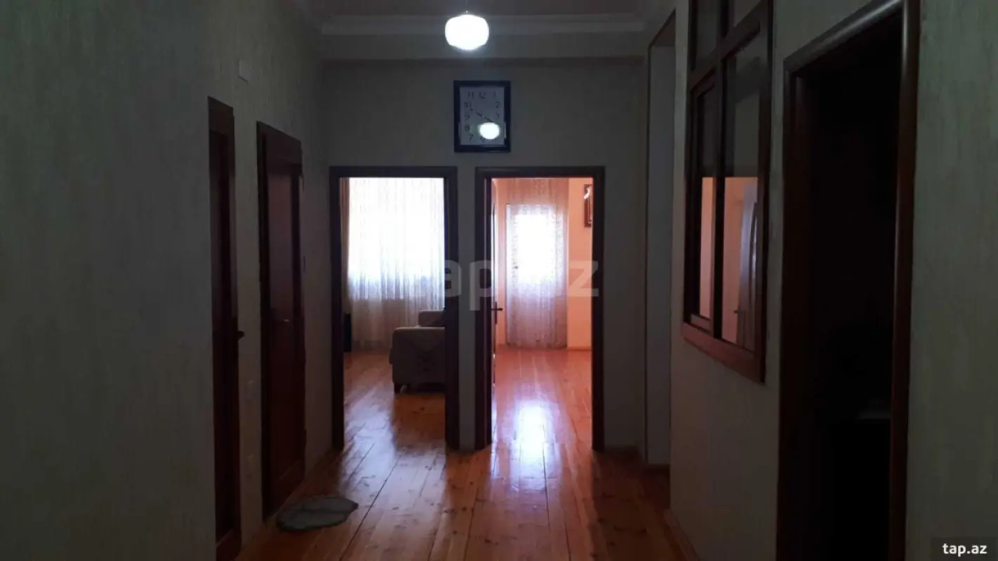 Kirayə verilir 3 otaqlı yeni tikili 90 m²