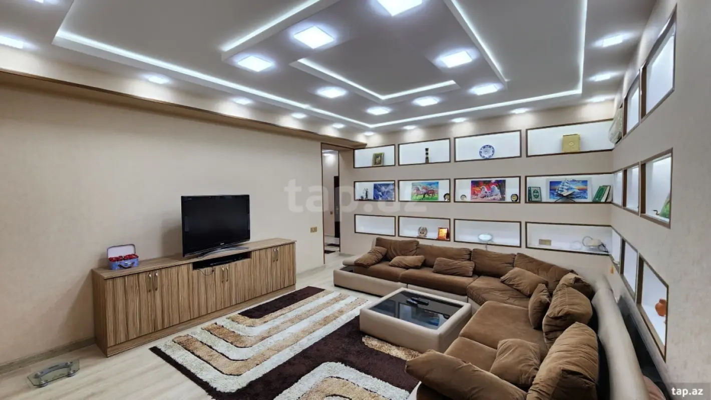 Satılır 3 otaqlı yeni tikili 122 m²