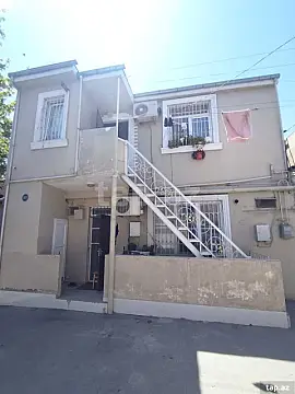 Satılır 4 otaqlı həyət evi 180 m² — Bakı, İnşaatçılar 4 otaq 180.00 m²