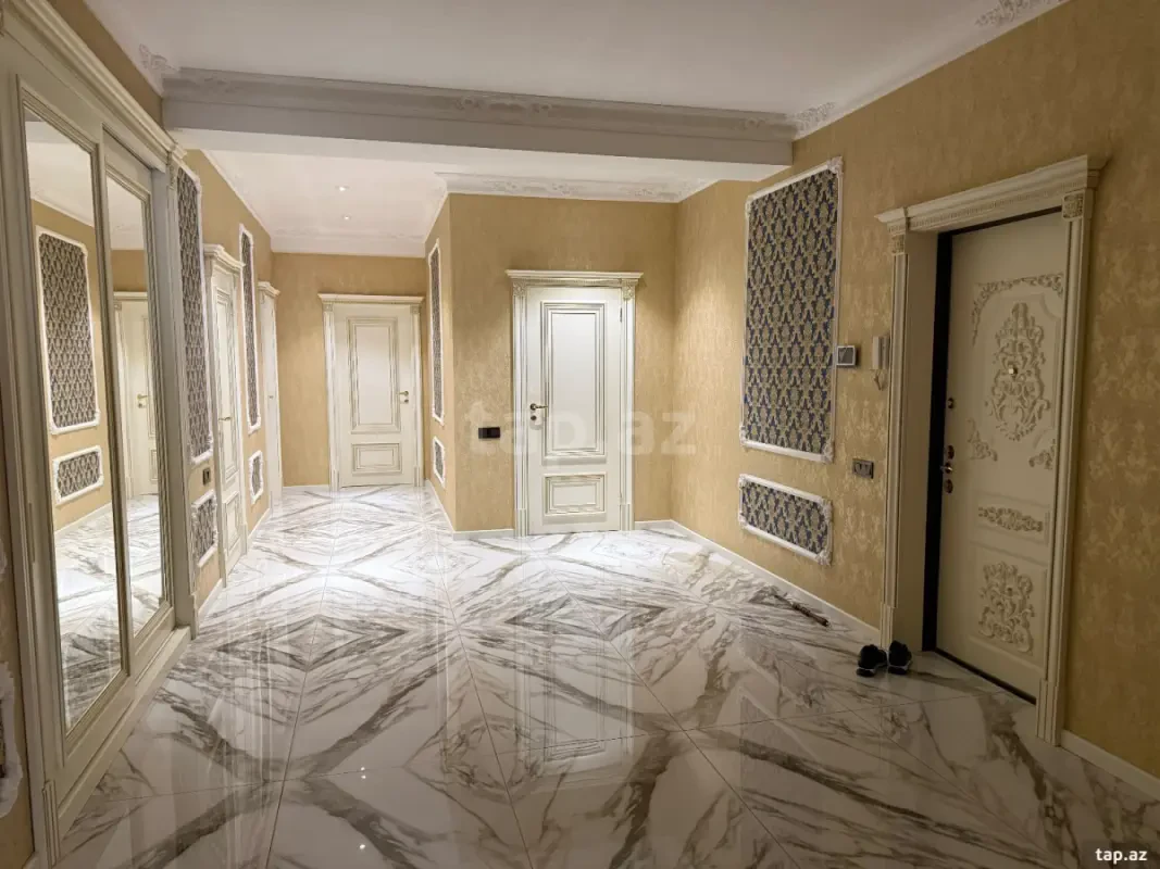 Satılır 3 otaqlı yeni tikili 217 m²