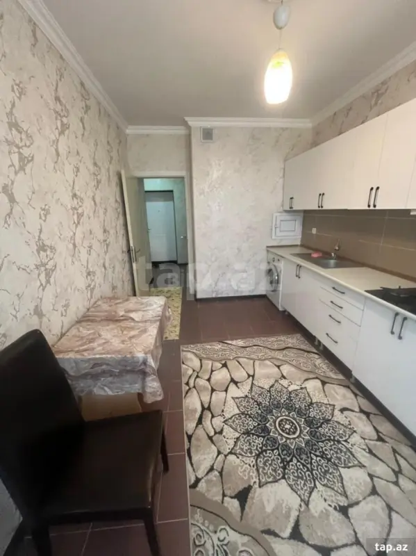 Kirayə verilir 2 otaqlı yeni tikili 68 m²