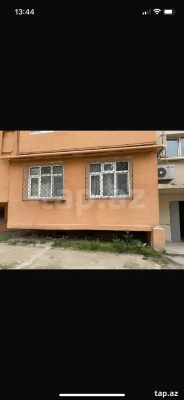 Satılır 4 otaqlı mənzil 125 m²