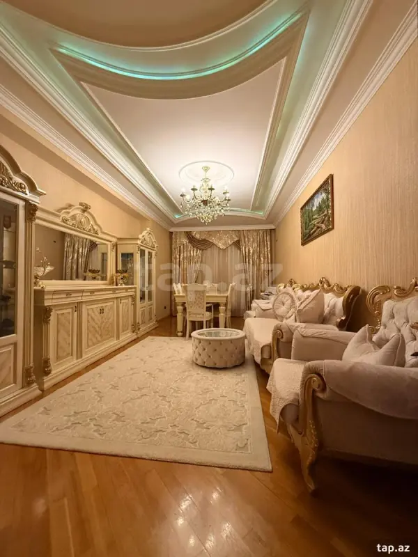 Satılır 3 otaqlı yeni tikili 118 m²