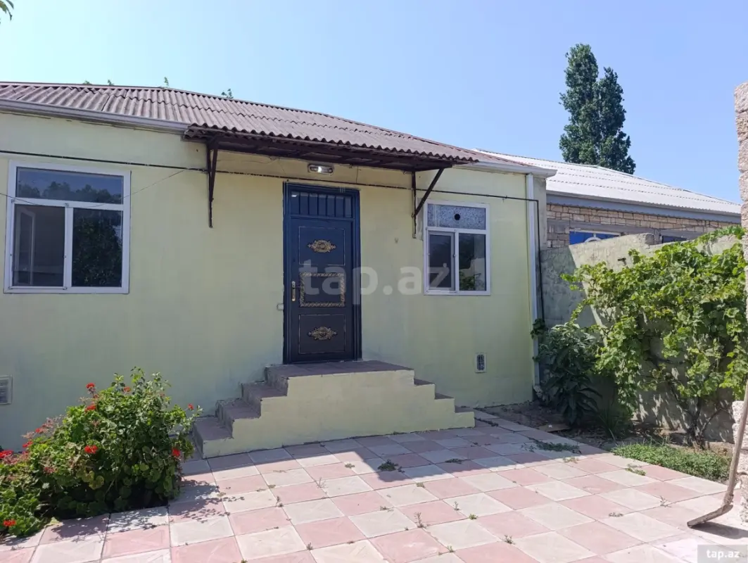 Satılır 2 otaqlı həyət evi 55 m²