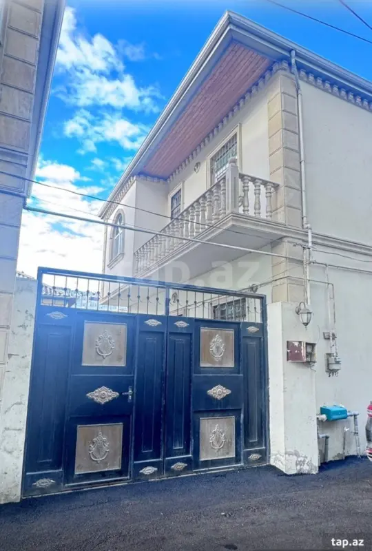Satılır 4 otaqlı həyət evi 140 m²