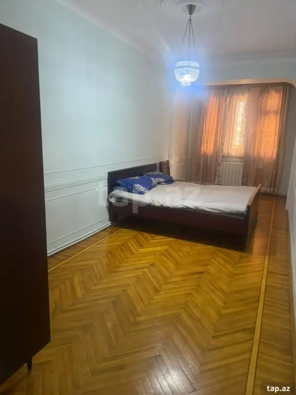 Kirayə verilir 2 otaqlı mənzil 80 m²