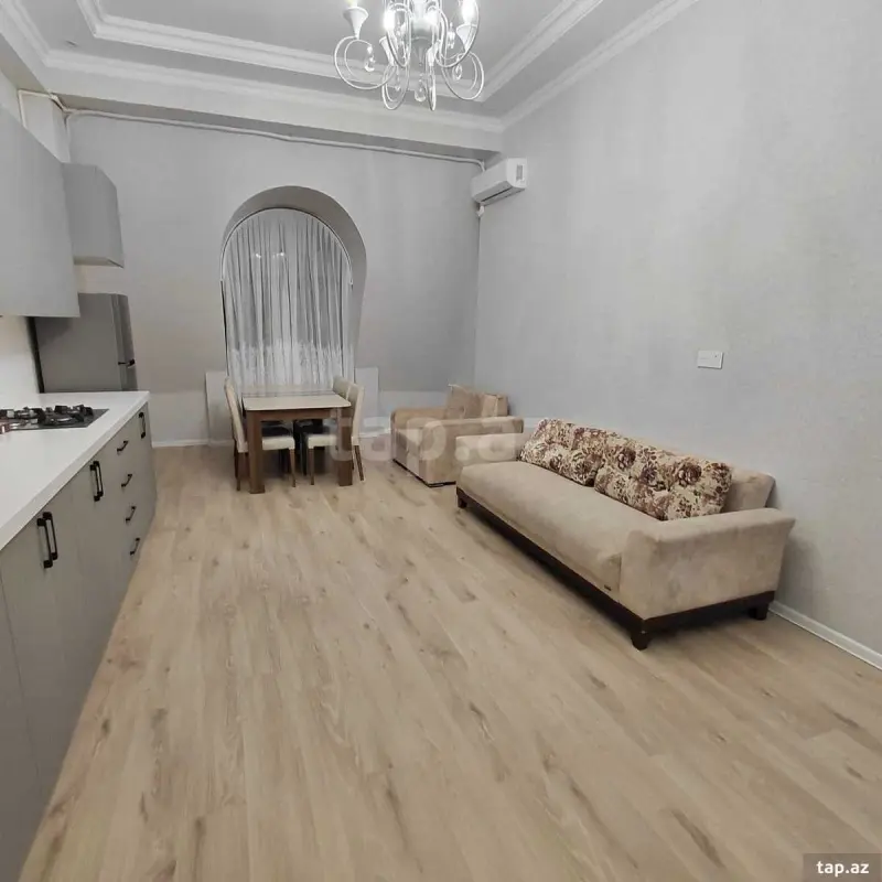 Kirayə verilir 2 otaqlı yeni tikili 82 m²