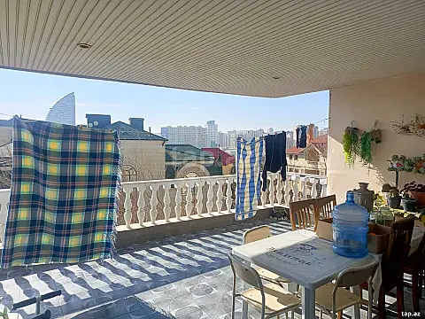 Satılır 3 otaqlı mənzil 114 m² — Bakı 3 otaq 114.00 m²
