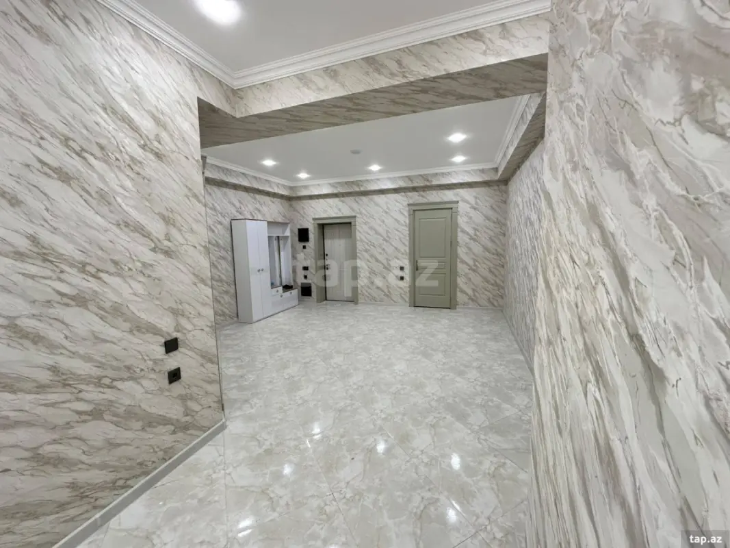 Kirayə verilir 4 otaqlı yeni tikili 159 m²