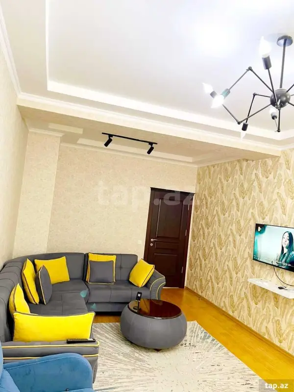 Kirayə verilir 2 otaqlı yeni tikili 78 m²