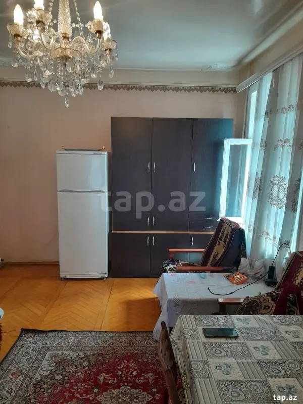 Satılır 1 otaqlı mənzil 40 m²