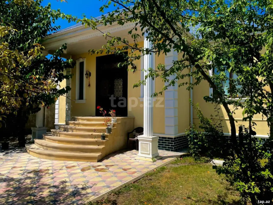 Kirayə verilir 4 otaqlı həyət evi 185 m²