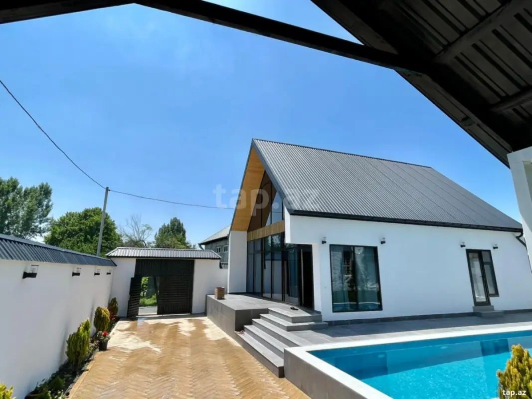 Kirayə verilir 4 otaqlı həyət evi 180 m²