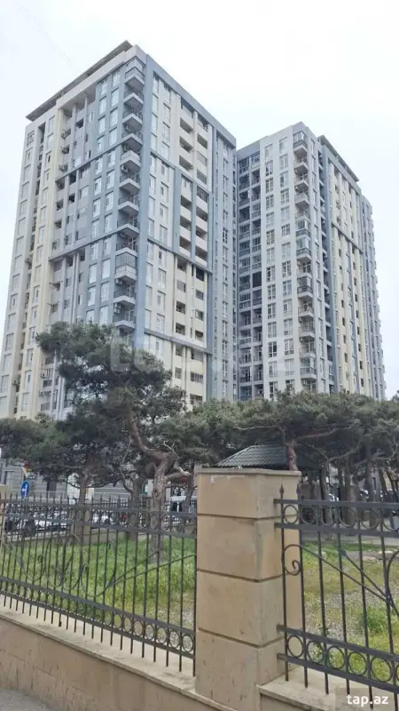 Satılır 2 otaqlı yeni tikili 103 m²