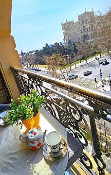 Kirayə verilir 3 otaqlı mənzil 95 m² — Bakı 3 otaq 95.00 m²