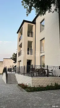 Satılır 10 otaqlı həyət evi 655 m² — Bakı, Novxanı 10 otaq 655.00 m²