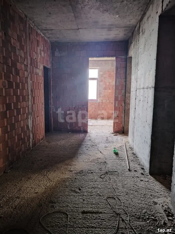 Satılır 2 otaqlı yeni tikili 100 m²