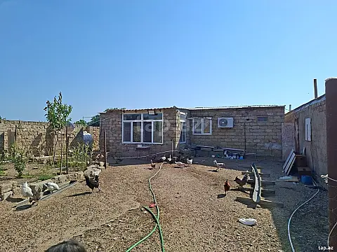 Satılır 3 otaqlı həyət evi 13 m² — Bakı 3 otaq 13.00 m²