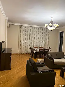 Kirayə verilir 3 otaqlı yeni tikili 150 m² — Bakı 3 otaq 150.00 m²