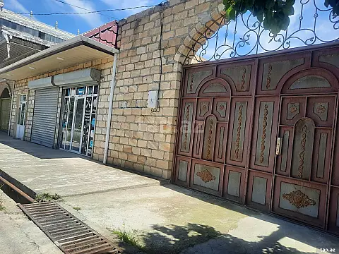 Satılır 4 otaqlı həyət evi 12 m² — Bakı 4 otaq 12.00 m²