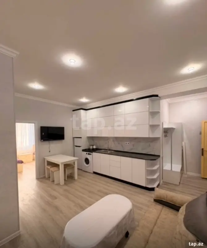 Kirayə verilir 3 otaqlı yeni tikili 90 m²