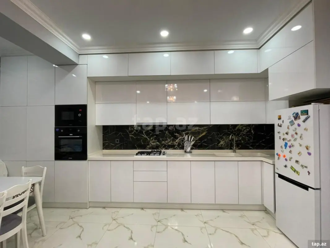 Satılır 2 otaqlı yeni tikili 54 m²