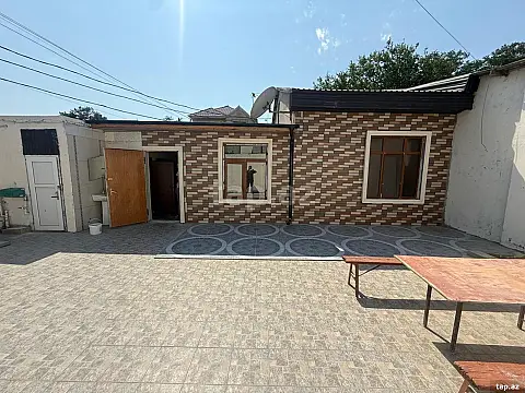 Satılır 3 otaqlı həyət evi 70 m² — Bakı 3 otaq 70.00 m²