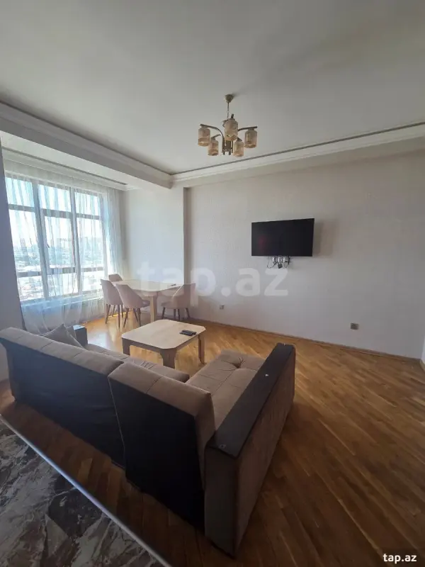 Kirayə verilir 2 otaqlı yeni tikili 65 m²