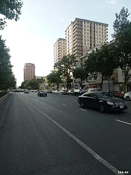 Kirayə verilir 3 otaqlı mənzil 70 m² — Bakı 3 otaq 70.00 m²