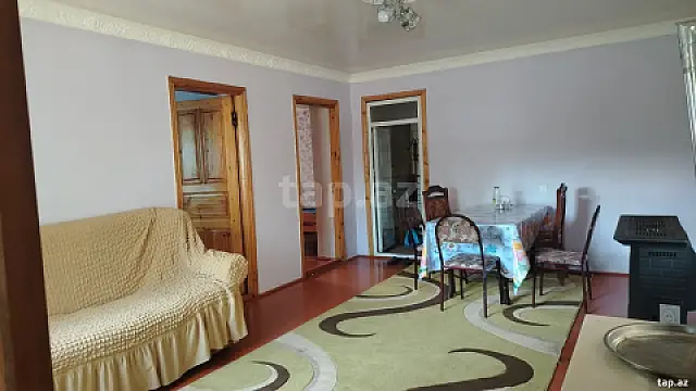 Kirayə verilir 3 otaqlı həyət evi 60 m² — Gədəbəy 3 otaq 60.00 m²