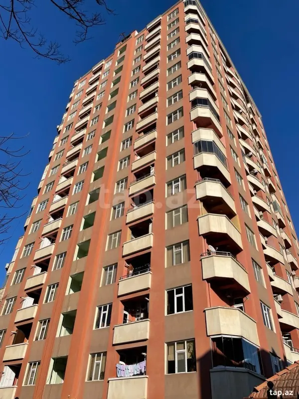 Satılır 2 otaqlı yeni tikili 70 m²
