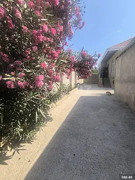 Satılır 4 otaqlı həyət evi 100 m² — Bakı 4 otaq 100.00 m²