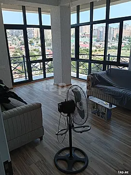 Kirayə verilir 3 otaqlı yeni tikili 100 m² — Bakı 3 otaq 100.00 m²