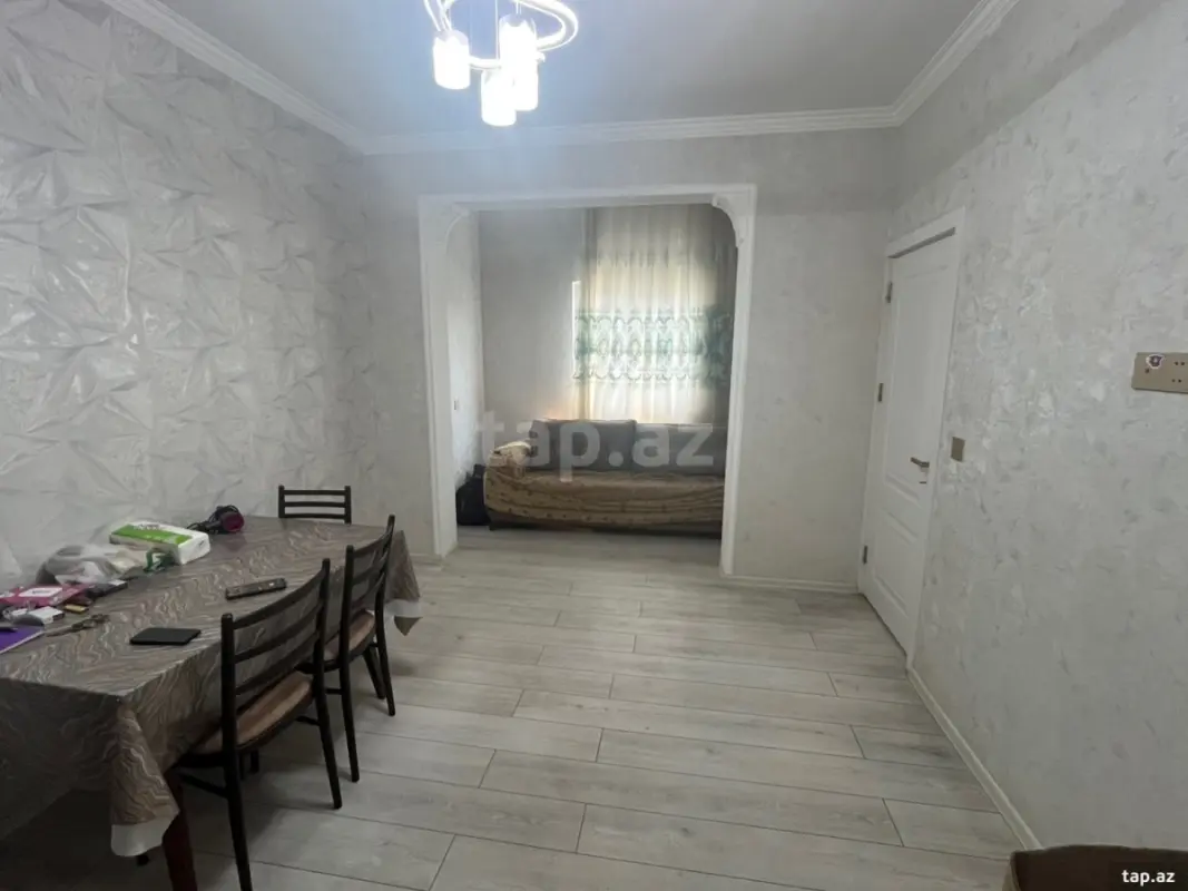 Kirayə verilir 2 otaqlı mənzil 75 m²