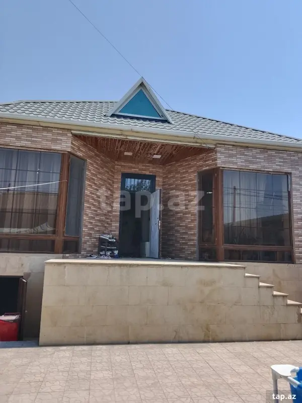 Satılır 4 otaqlı həyət evi 130 m²