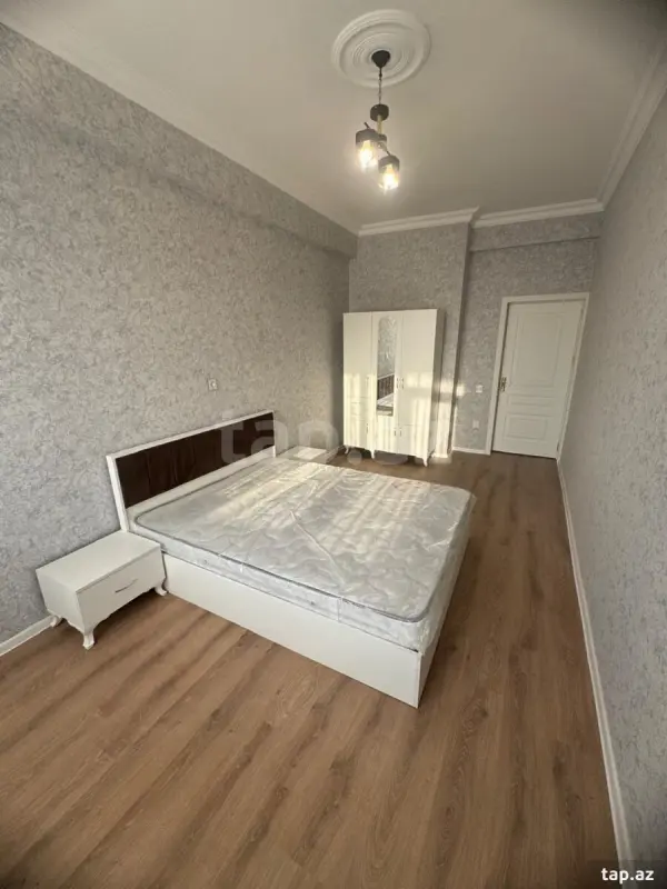 Kirayə verilir 2 otaqlı yeni tikili 75 m²