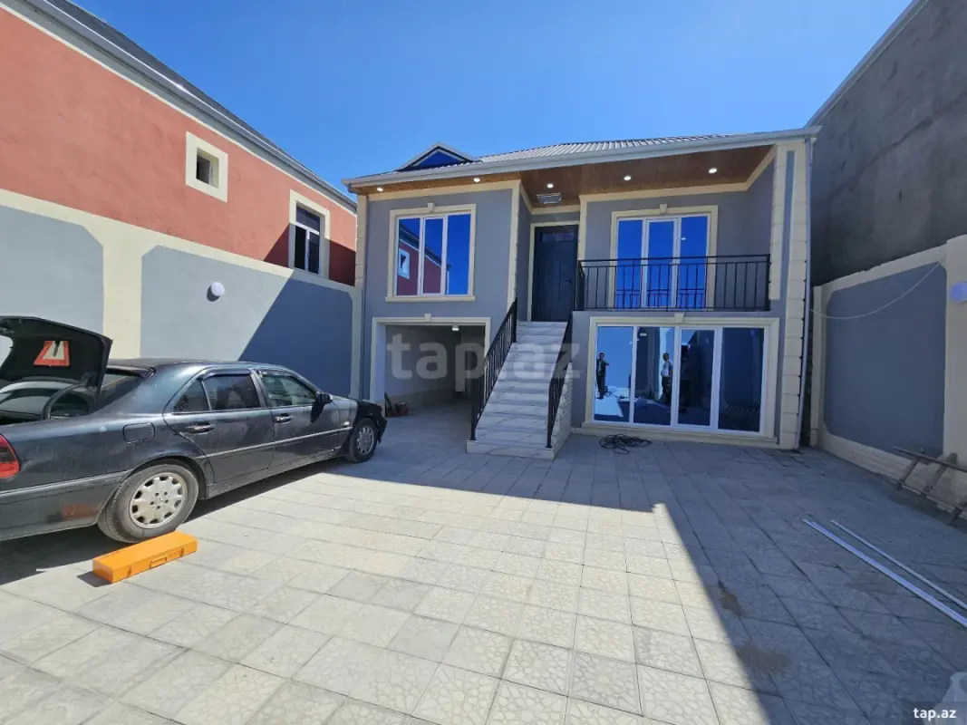 Satılır 4 otaqlı həyət evi 120 m²