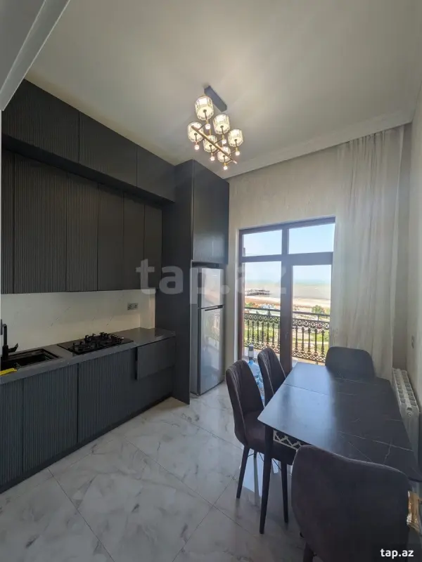Kirayə verilir 2 otaqlı yeni tikili 64 m²